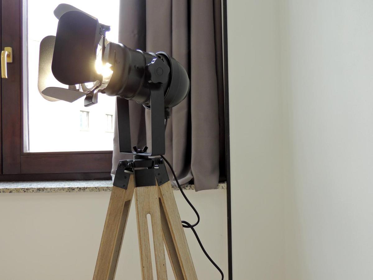 Casa Aurea-Apartamento Zona Antigua,Parking Y Wifi By Delabra Apartments オビエド エクステリア 写真