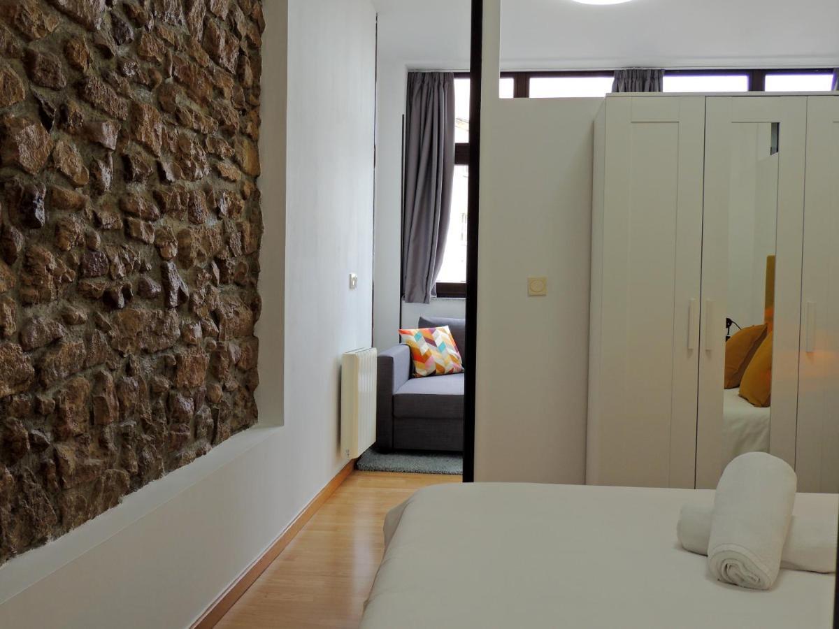 Casa Aurea-Apartamento Zona Antigua,Parking Y Wifi By Delabra Apartments オビエド エクステリア 写真
